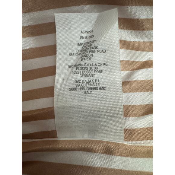 Dennis Basso Regular Water Resistant Trench Coat Hood Tomato Red XL Petite NWOT - Picture 13 of 13